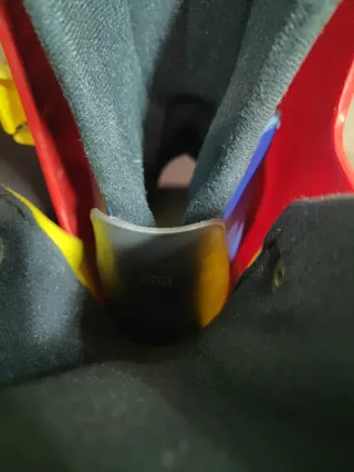 Botas de esquí HEAD rojas y amarillas n 33 aprox.