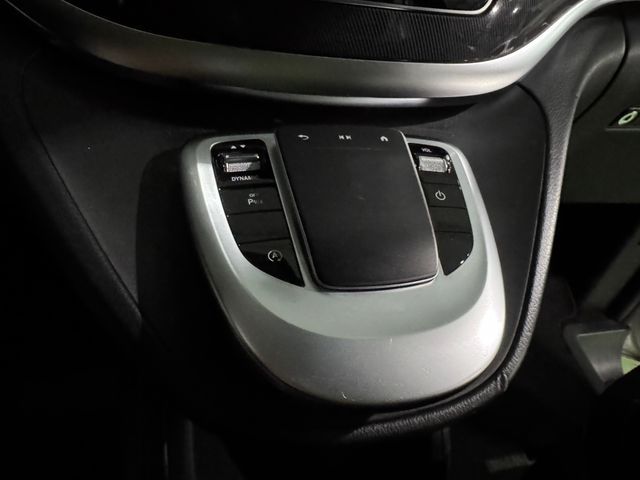 MERCEDES-BENZ Clase V 220 d Avantgarde Largo