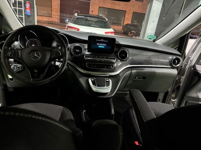 MERCEDES-BENZ Clase V 220 d Avantgarde Largo