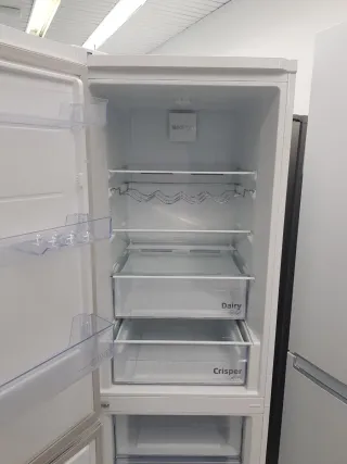 Nevera Combi Beko 1.85m con garantía