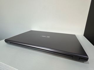 ASUS VivoBook 15” Ryzen 5 512GB SSD