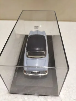 Simca Aronde Grand Large 1956 Altaja no Bburago