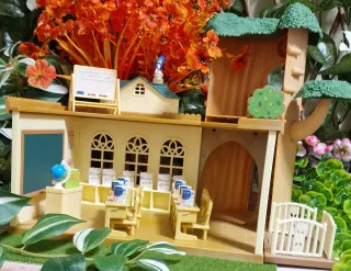 Escuela del arbol Sylvanian Families