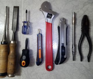 Set di strumenti vari per la casa