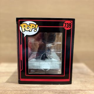 Caja Dañada Funko Pop 739 Kylo Ren con Darth Vader