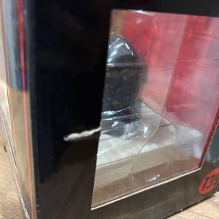 Caja Dañada Funko Pop 739 Kylo Ren con Darth Vader