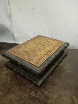 LIQUIDACIÓN 2026 Cofre de madera con mapa antiguo