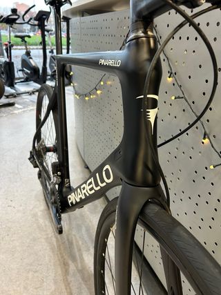 Bicicleta de Carretera Pinarello Paris 105 Di2 12v