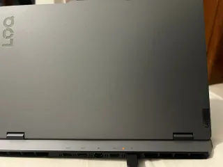 Portátil Lenovo LOQ Gris