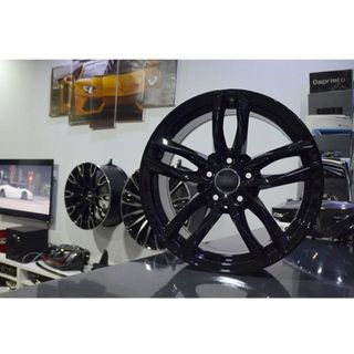 Juego de 4 Llantas 17 RS6 Glossy Black AU039