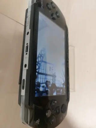 Sony PSP. Con tarjeta memory stick 2 gigas.