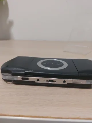 Sony PSP. Con tarjeta memory stick 2 gigas.