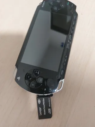 Sony PSP. Con tarjeta memory stick 2 gigas.