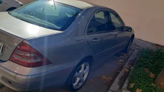 Mercedes-Benz Clase C 2003