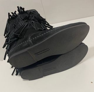 Botas Minnetonka flecos ante negras