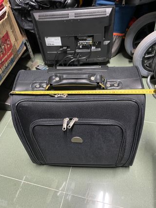 Trolley cabina negro con múltiples compartimentos