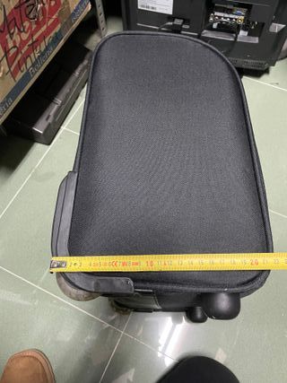 Trolley cabina negro con múltiples compartimentos