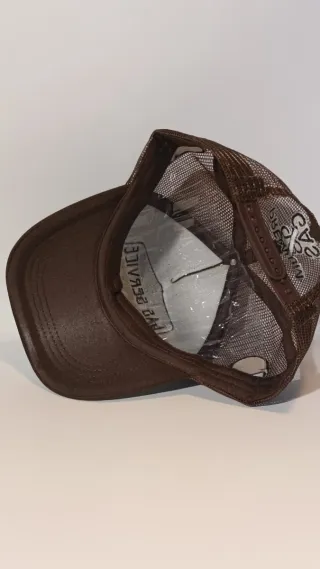 Gorra Trucker Gas Service Marrón