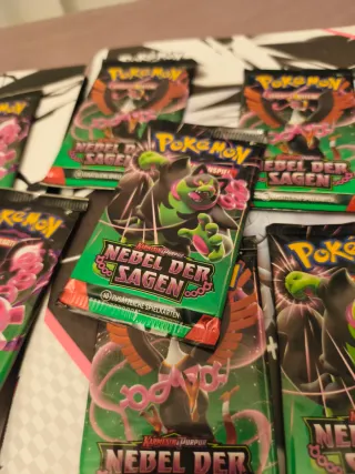 10 Bustine Pokémon Nebel der Sagen