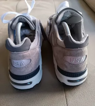 44,5EU New Balance 990 V2 MIU