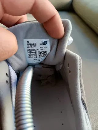44,5EU New Balance 990 V2 MIU