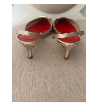 Tacón salon CAROLINA HERRERA