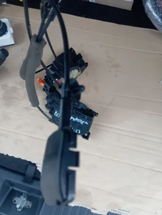 Cerradura Puerta Renault Máster 2023