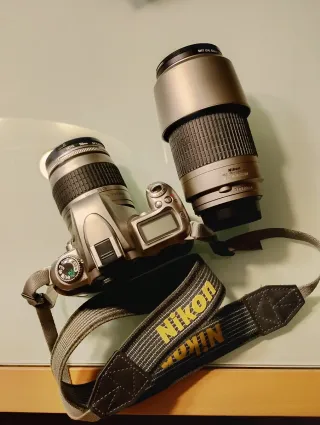 Cámara Reflex Nikon F55 Analógica