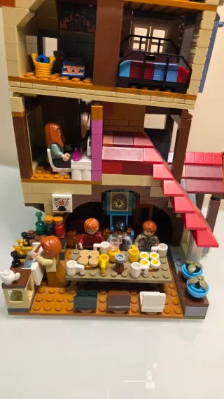 Lego La Madriguera 75980 Compatible