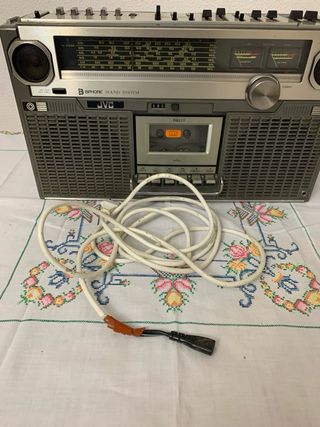 Boombox JVC RC-828JW RADIO cassette
