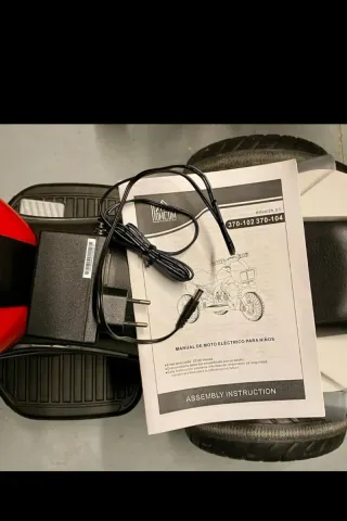 Moto Eléctrica Infantil Roja y Negra