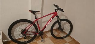 Bicicleta BH 29 Tiene unos 300 kilómetros de uso