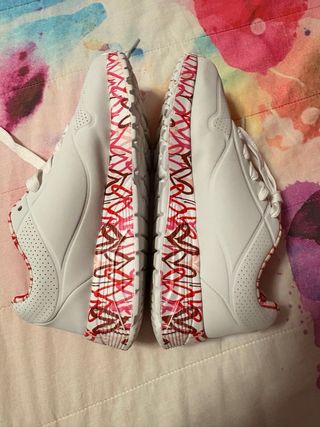 Zapatillas Skechers Blancas Corazón