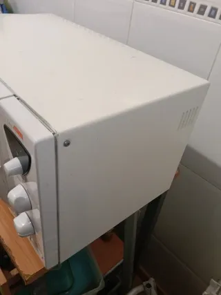 Microondas Whirlpool 900W con Doble Grill