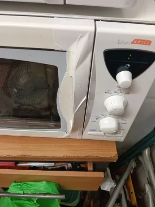 Microondas Whirlpool 900W con Doble Grill