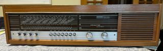 Radio a válvulas Quella Senator Stereo W886St