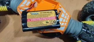 Coche teledirigido Tonka