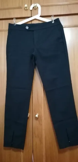Pantalones Mango negros