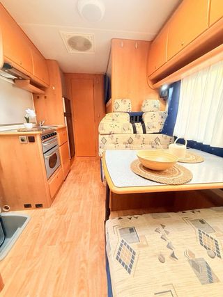 Autocaravana 6 plazas 79.000km toldo y AC