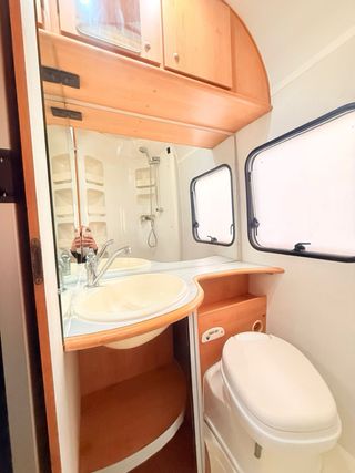 Autocaravana 6 plazas 79.000km toldo y AC