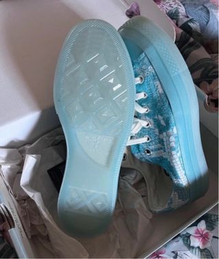 Converse Azul y Blanco