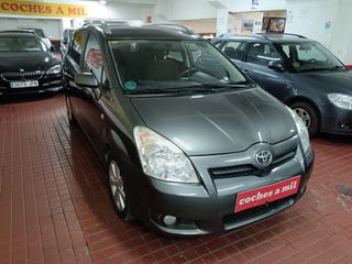 Toyota Corolla Verso 1.8 VVT-i Luna