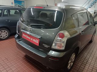 Toyota Corolla Verso 1.8 VVT-i Luna