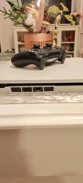 PS4 Slim Bianca + Controller