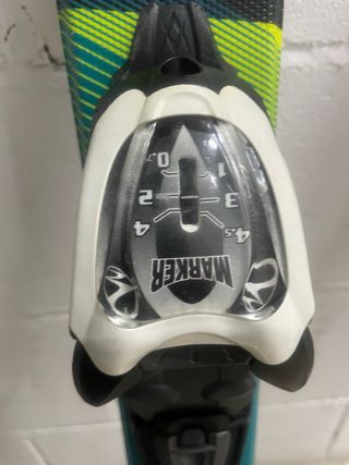 Esquís infantiles Volkl Racetiger con fijaciones
