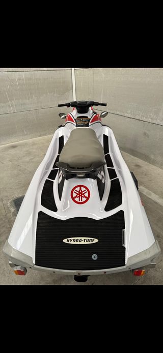 Moto de agua Yamaha ware runner 1100 de luxe