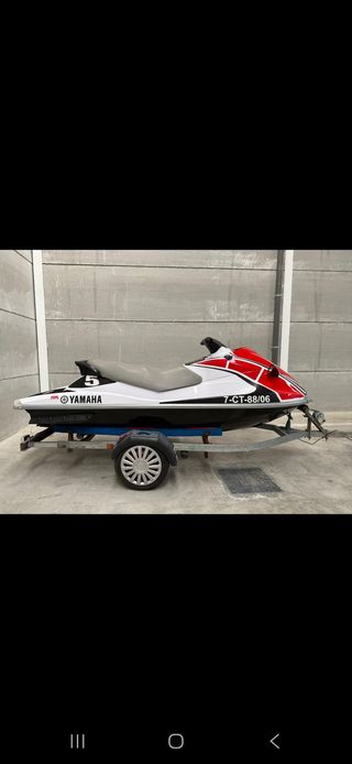 Moto de agua Yamaha ware runner 1100 de luxe