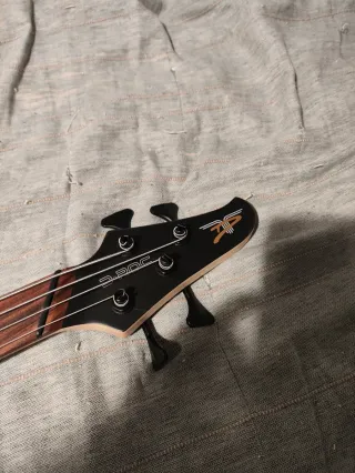 Dingwall Droc Standard 4 Bajo Eléctrico