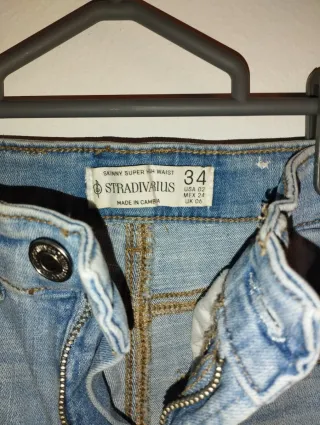 Pantalón vaquero mujer Stradivarius azul