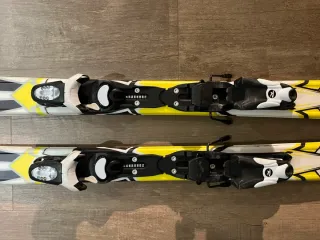 Esquís Rossignol y Botas Lange Junior